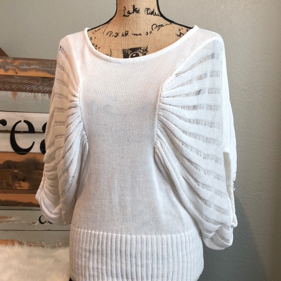 Sweaters - ⚜️Bat Winged Short Sleeve Sweater⚜️